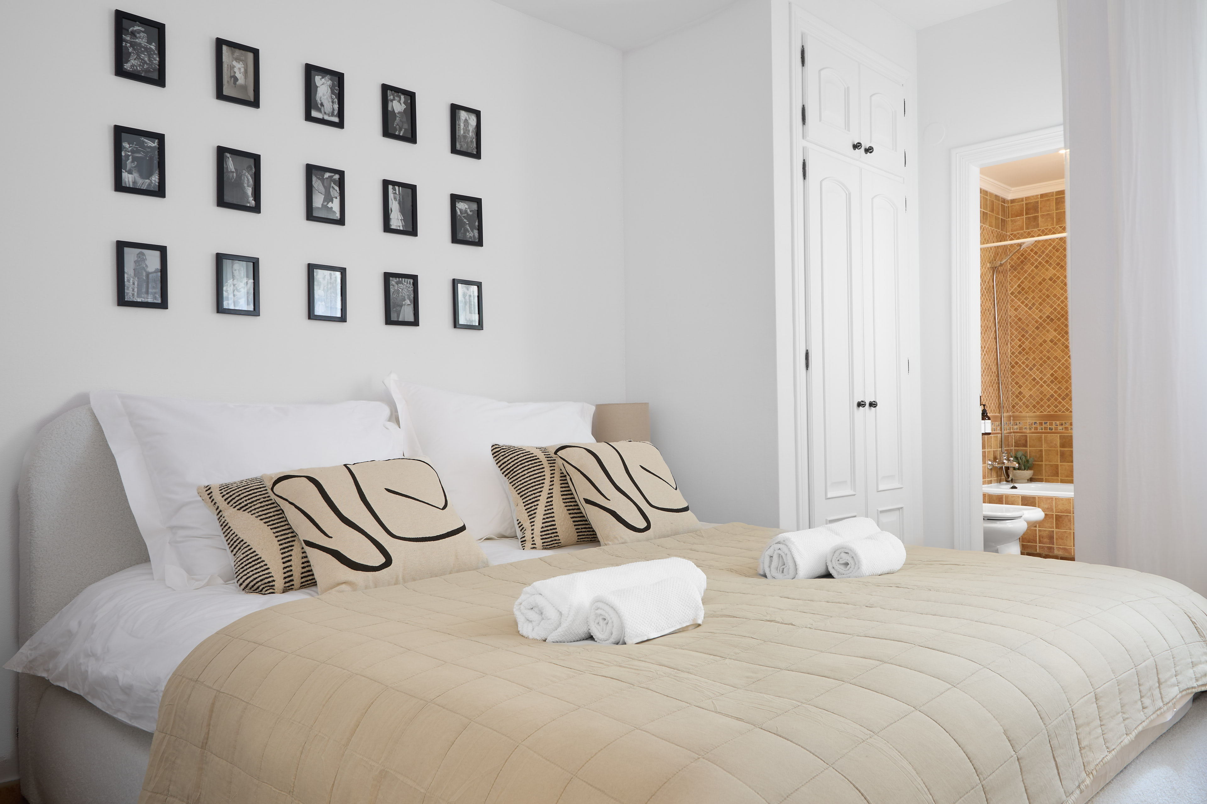Calm bedroom at Casa Wanda